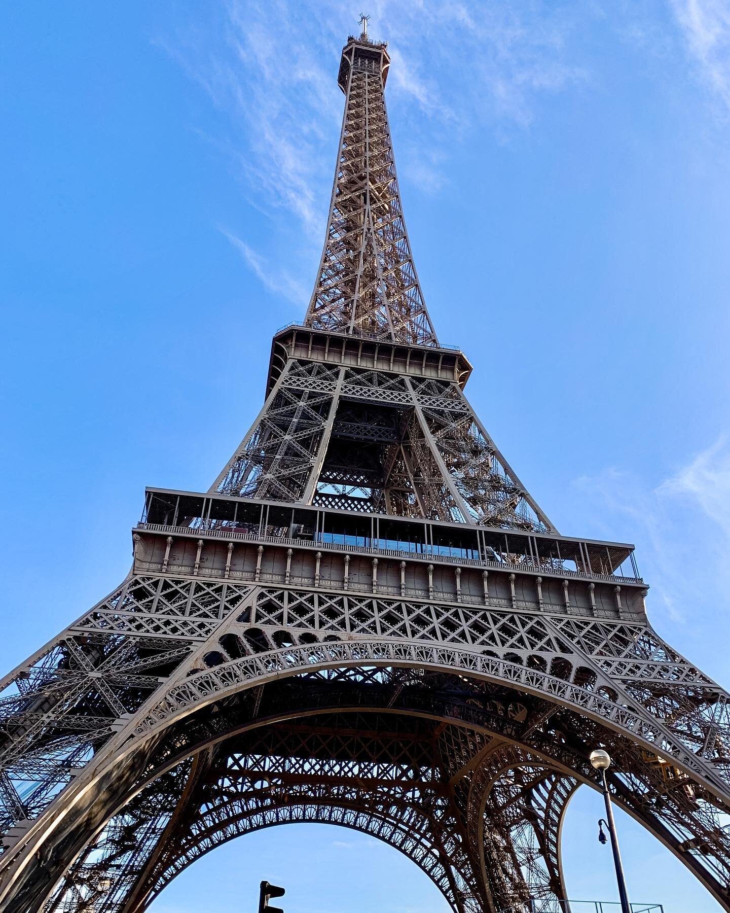 Is Paris on your future travel list? 🙋🏻&zwj;♀️ I&rsquo;ve been dreaming of going back since my visit in 2019! Follow along my IG Stories this week for day-by-day posts of my visit. 🇫🇷